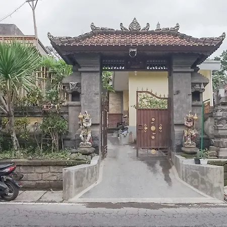Giri Krisna Guest House