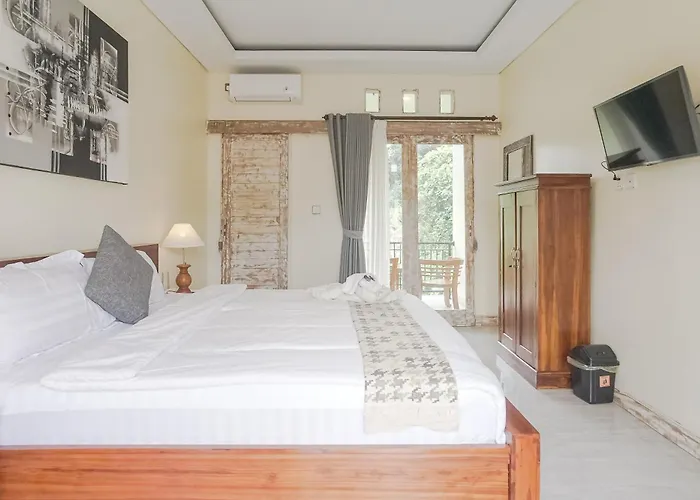 Giri Krisna Guest house